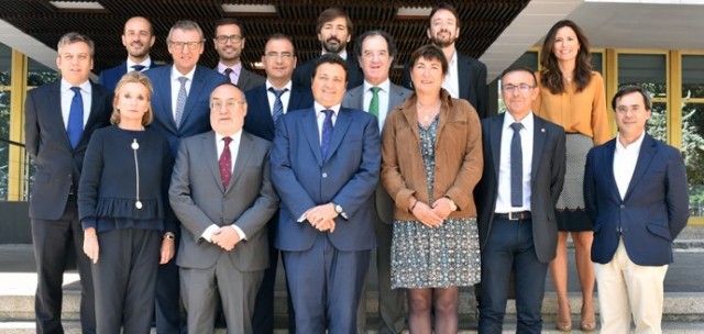 Pedro Ferrándiz, distinguido con el premio Francisco Fernández Ochoa