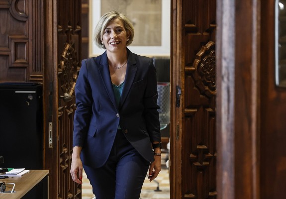 Vox sorprende en la Conselleria de Justicia con una exasesora en gobiernos del PP