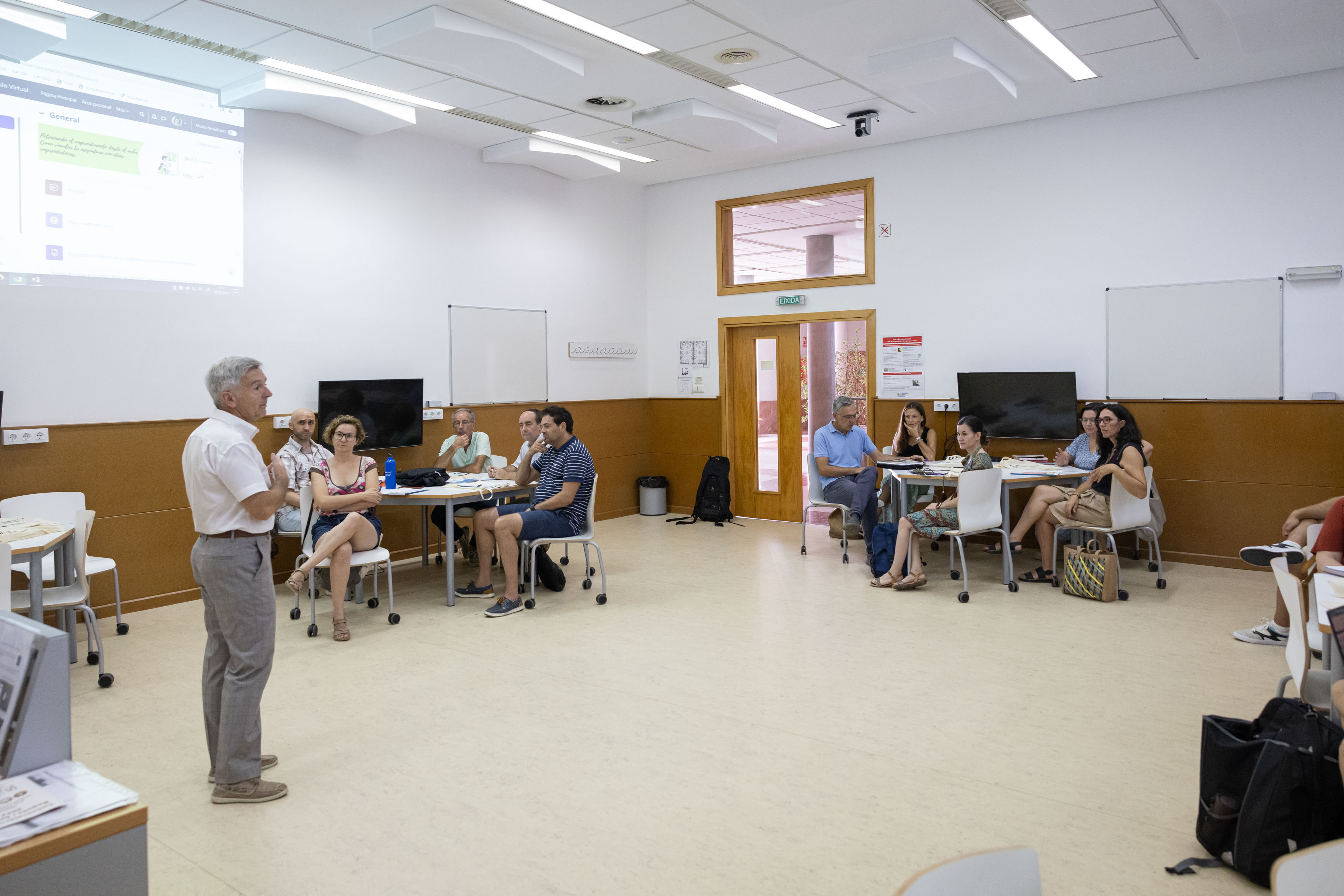 L’UJI promou l’emprenedoria a l’aula amb un curs de formació al professorat