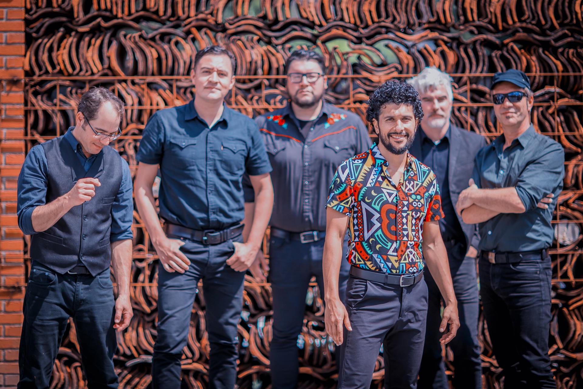 El rock latino de Orkesta Mendoza llega al Museu de Belles Arts de Castelló