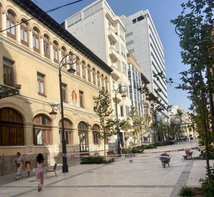 El PSOE exige conocer el plan de reparaciones de la avenida de la Constitución de Alicante