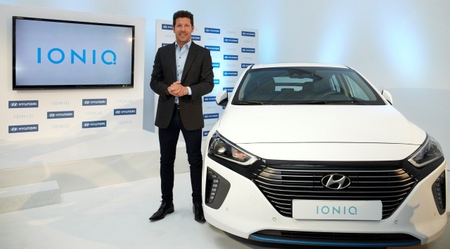 Hyundai descubre el fichaje estrella de Simeone: el Nuevo IONIQ