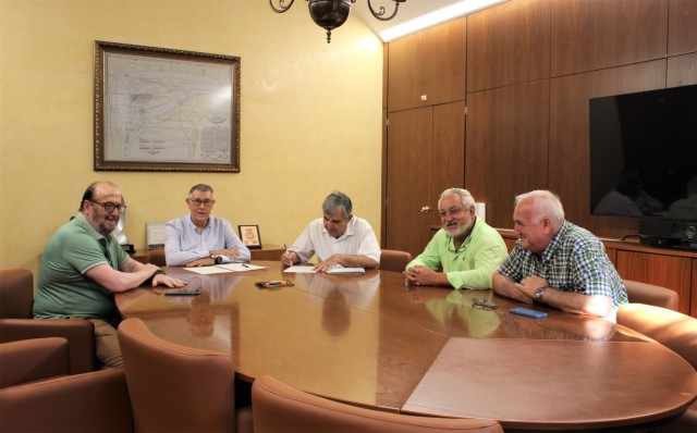 Los regantes de Totana piden más agua a la CHS para 