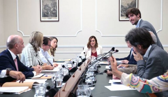 El PP modificará la LOTUP en la Ley de Medidas de 2024 para reducir los plazos de las licencias