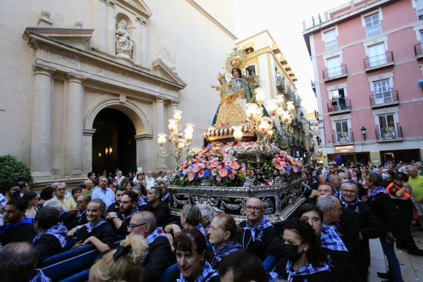 La Santa Faz procesionará por el XXV Aniversario de la Coronación de la Virgen del Remedio