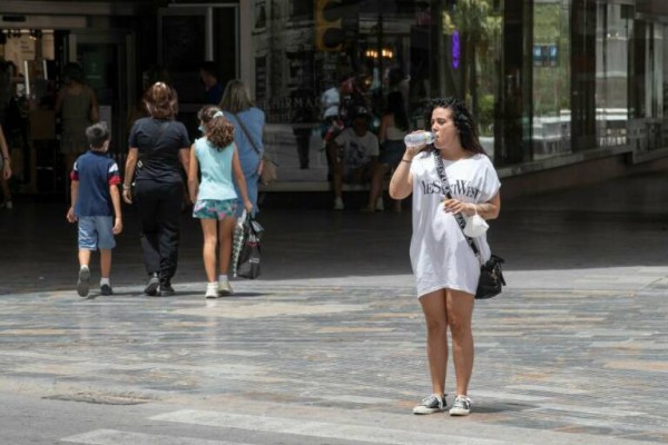 El Ayuntamiento de Murcia refuerza sus servicios sociales para afrontar la ola de calor