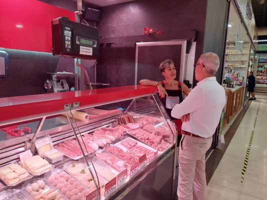 València habilitará una partida extraordinaria de 600.000 euros para paliar deficiencias en los mercados