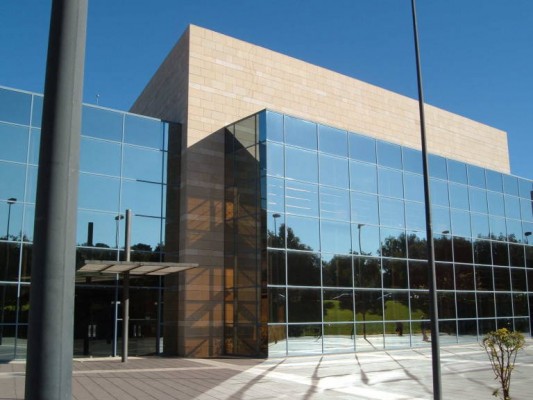 Torrent retira el nombre del fundador de Al Tall al Auditorio municipal
