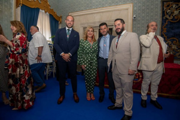Vox insta al pleno de Alicante a eliminar la obligación de cita previa en trámites municipales