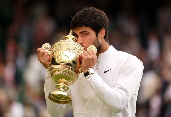 Alcaraz refuerza el liderato en la ATP con 880 puntos sobre Djokovic y 3.155 más que Medvedev