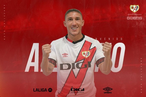 Luis Alfonso 'El Pacha' Espino firma con el Rayo Vallecano por tres temporadas