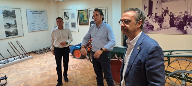 Borriana es reuneix amb la Fundació Caixa Castelló per a avançar en l'obertura del Museu de la Taronja