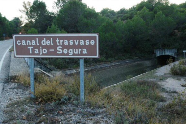 El Trasvase Tajo-Segura desaparece de los programas electorales del 23J