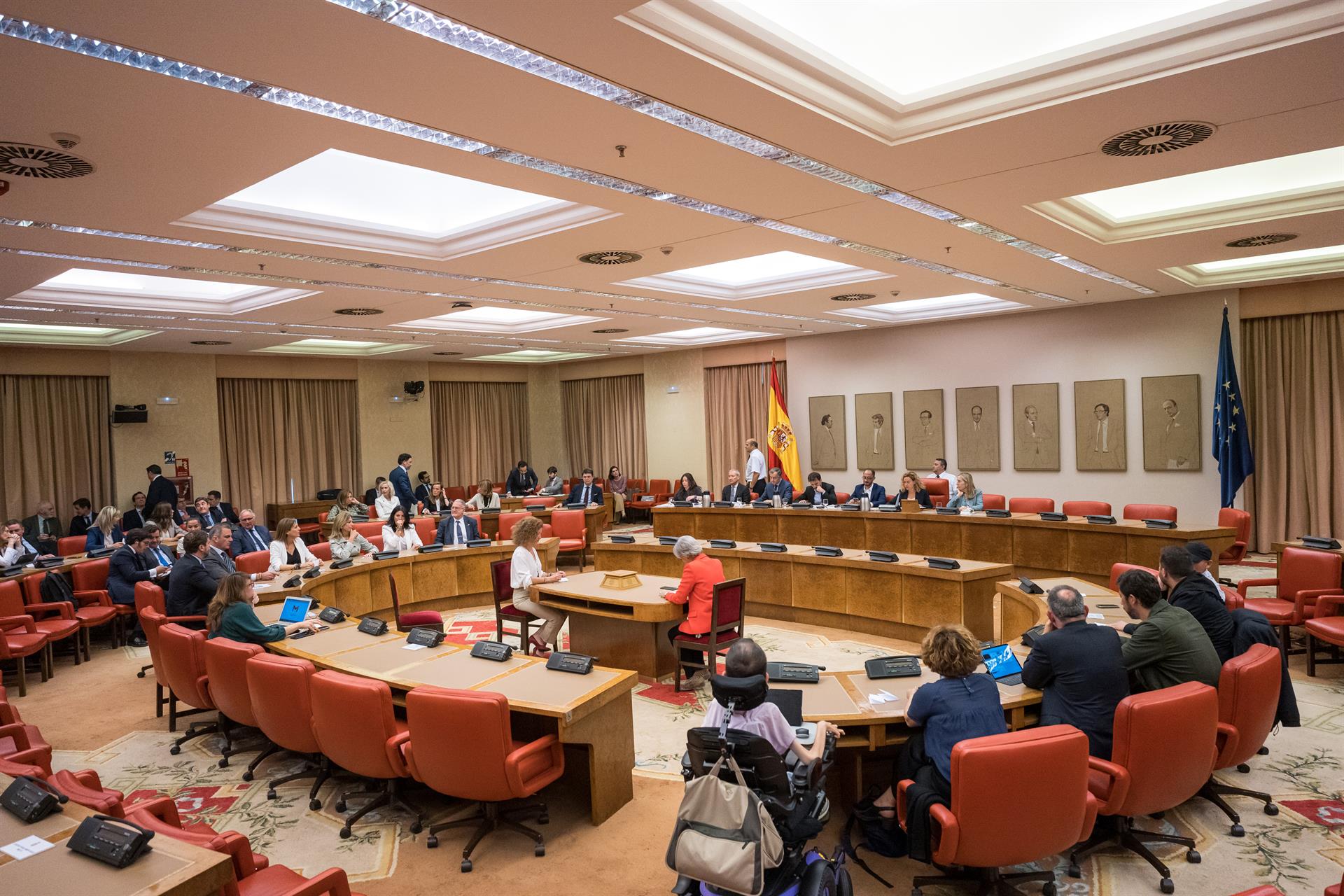 El Congreso convalidará el último decreto anticrisis después de las elecciones del 23J