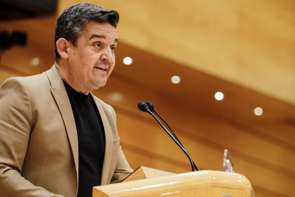 Iniciativa opta por la continuidad de Mulet como senador territorial