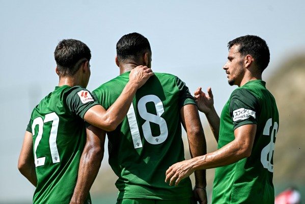 Un gol de Mourad da la victoria al Elche en su primer amistoso ante el Rotherham United
