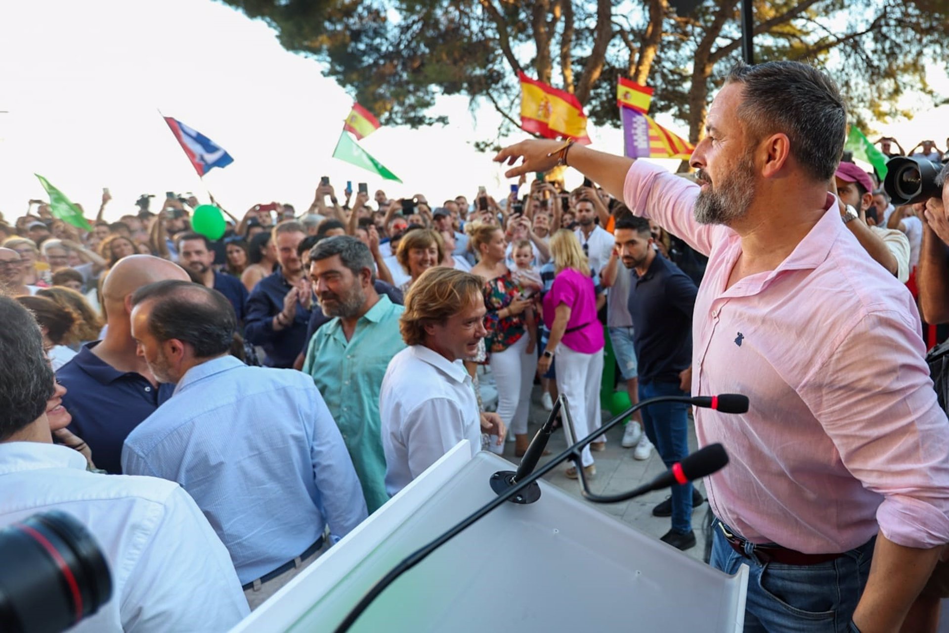 Abascal respalda en Mallorca la cancelación a las revistas en valenciano en Borriana