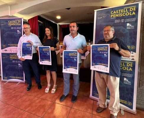 Peníscola es prepara per a acollir la II Travessia de Natació Castell de Peníscola 