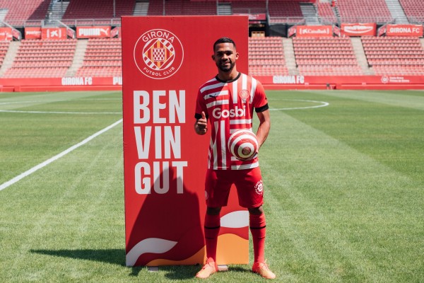 Yangel Herrera firma por el Girona hasta 2027