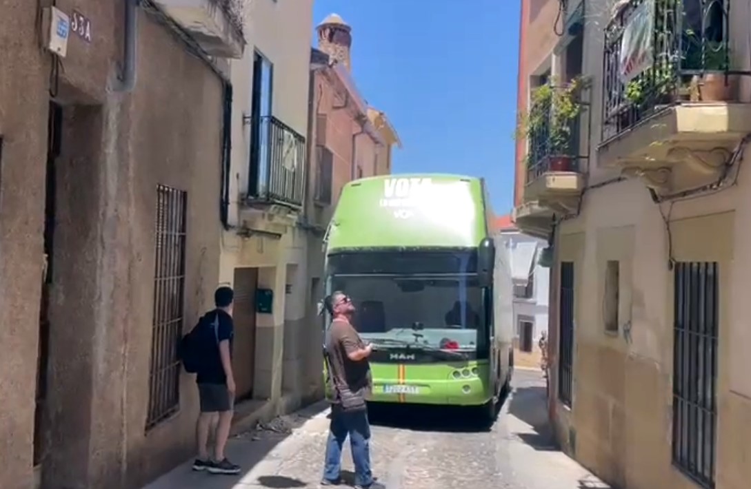 Un autobús contra la Aemet