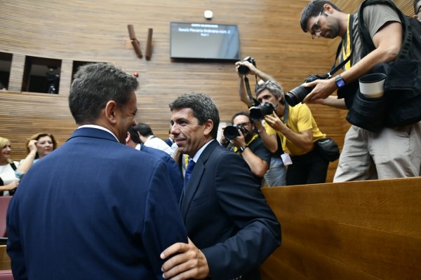 Las principales medidas anunciadas por Carlos Mazón en el pleno de su investidura
