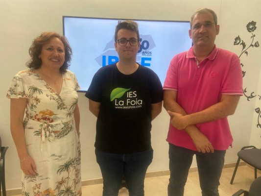 El alumno Adrián Pérez gana la primera edición del concurso de emprendimiento del IES La Foia de Ibi
