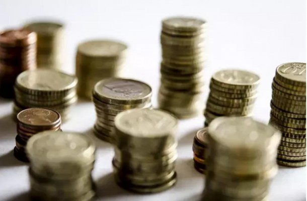 Las familias españolas acentúan la vena conservadora a la hora de canalizar sus ahorros