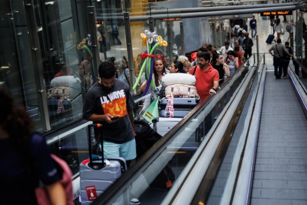 Aena registra cerca de 130 millones de pasajeros en el primer semestre de 2023, un 23,4% más