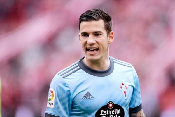 Santi Mina, obligado a reincorporarse a los entrenamientos del Celta
