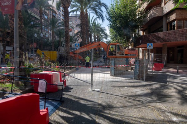 Barcala promete escuchar las medidas del sector turístico por las obras y ampliar el arbolado