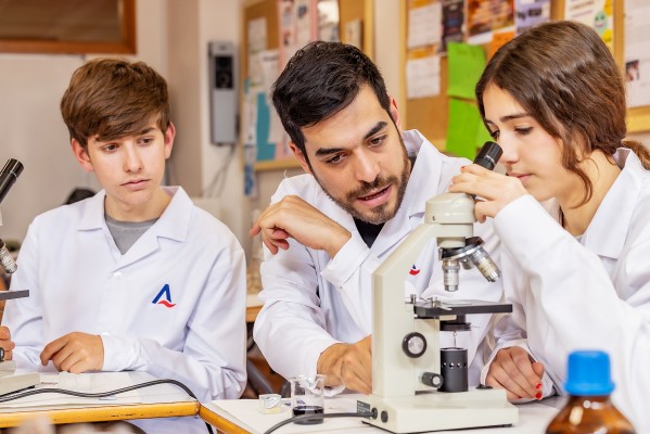 Los exámenes de Bachillerato Internacional confirman a Lledó en el primer escalón educativo a nivel mundial
