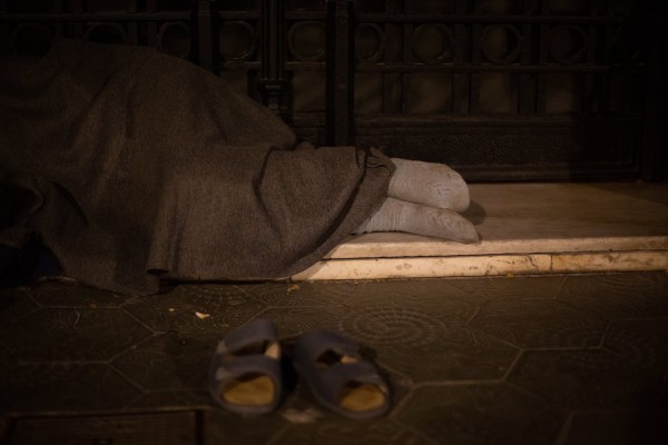 El Gobierno quiere reducir un 95% el número de personas que viven en la calle en 2030