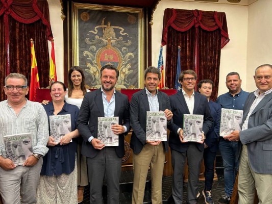 El 125 aniversario del hallazgo de la Dama de Elche vertebra  la edición 74 de la revista Canelobre