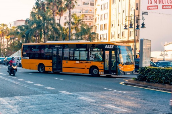 El Gobierno destina 40 millones de euros en ayudas al transporte de Valencia