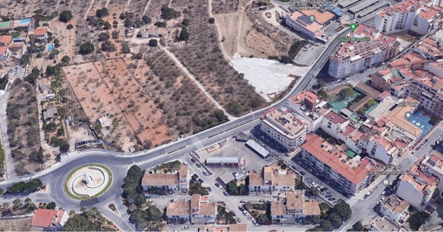 Lidl derriba el centro comercial Jovima de Calp y abrirá un supermercado de 2.500 metros 