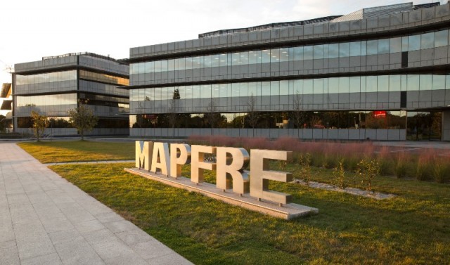 A Mapfre se le atragantan los dos euros