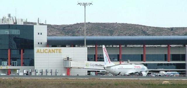 El aeropuerto de l'Altet registró 1,29 millones de pasajeros en septiembre