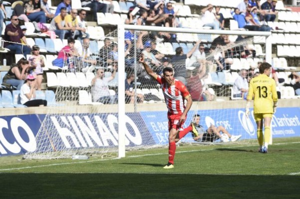 Roger Riera no renovará por el Hércules