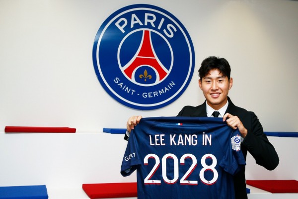 Kang-In Lee ficha por el Paris Saint-Germain hasta 2028
