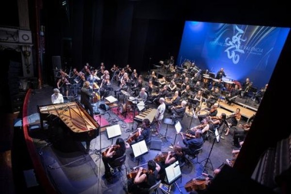 Albert Sanz ejerce de profeta en su tierra con un precioso concierto en el Principal
