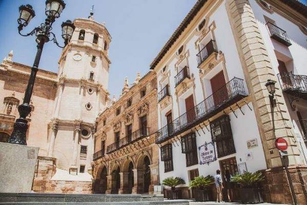 La recuperación del casco histórico de Lorca conllevará la rehabilitación de 800 viviendas y 17 edificios históricos

