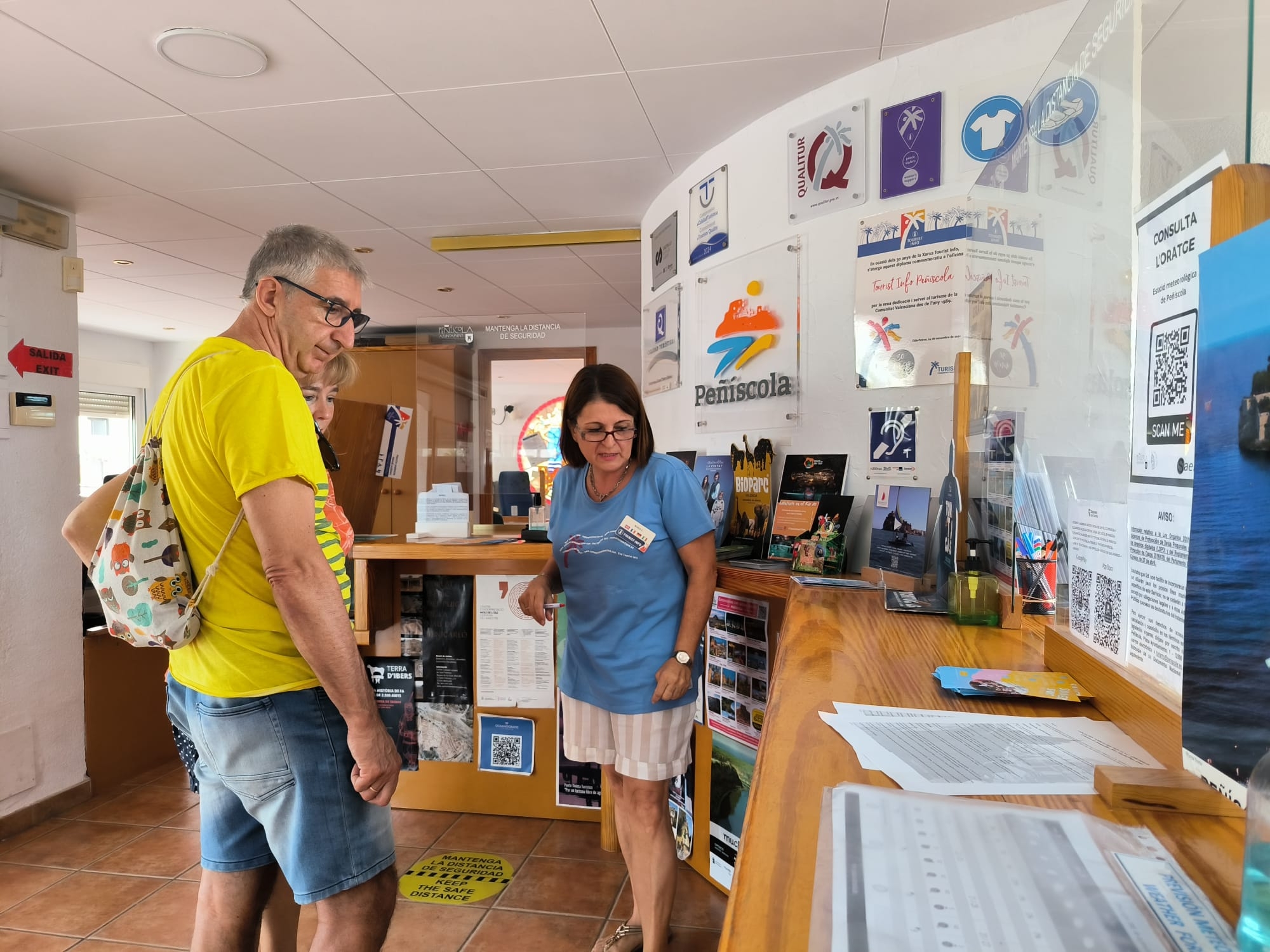 Peñíscola atiende en junio cerca de 7.000 consultas en sus oficinas de turismo