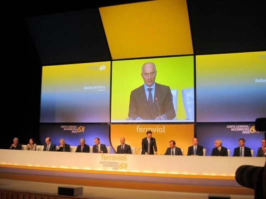 Ferrovial aprieta el pie en el acelerador de su plan de recompra de acciones