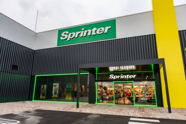 JD comprará el 49,9% de Sonae y los Segarra en el grupo de Sprinter por 500 millones