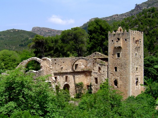 Alzira da la licencia de obras para restaurar la Torre de Coloms del monasterio de la Murta