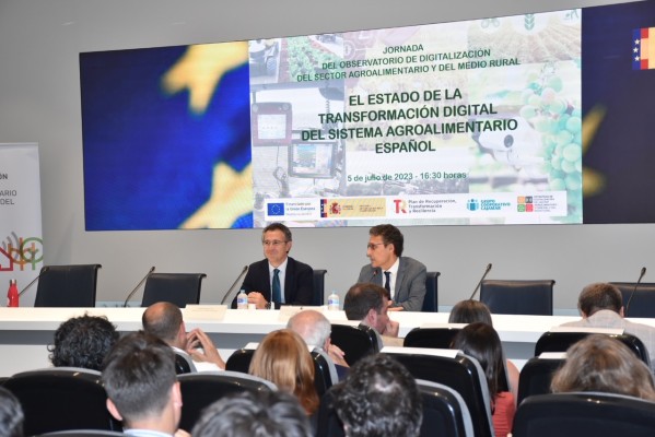 Presentado el primer estudio del Observatorio de Digitalización del Sector Agroalimentario y del Medio Rural