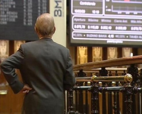 Tímidas ganancias en la apertura bursátil marcada por la publicación de resultados