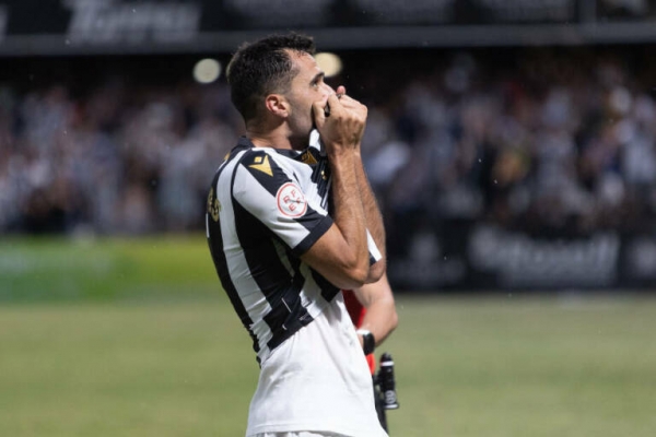 Anuncia su retirada David Cubillas, leyenda y eterno capitán del Castellón