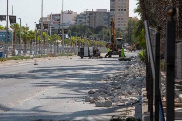 El PP de Alicante da por 'normalizado' el cierre del frente litoral; el sector turístico se moviliza