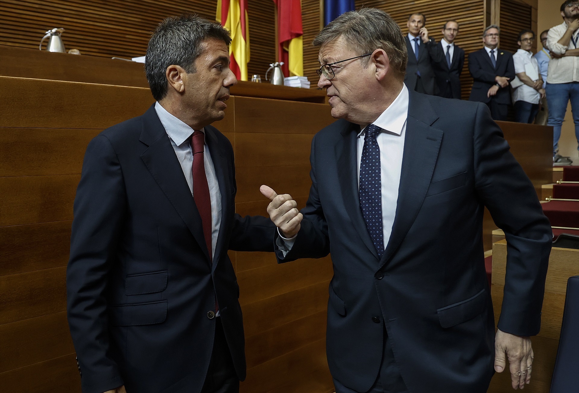 Puig, abierto a acelerar la investidura de Mazón tras una conversación con la presidenta de Les Corts